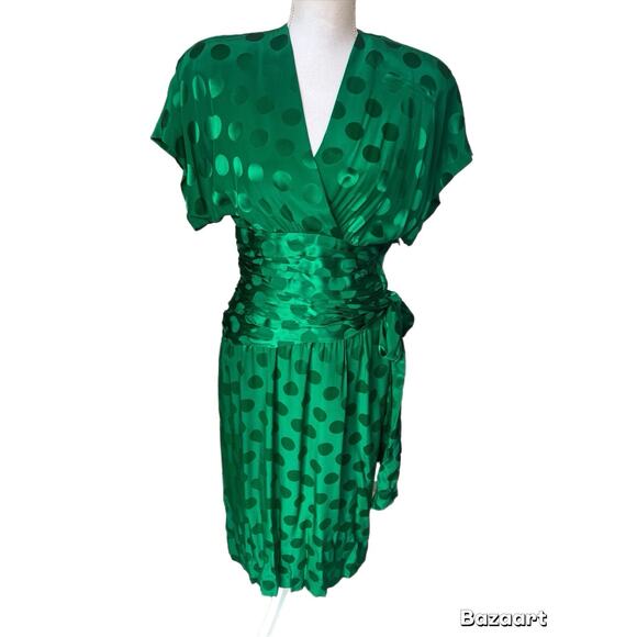 Albert Nipon Dress Size 10 Green Side Zip Short Sleeve Side Slit - Picture 1 of 6